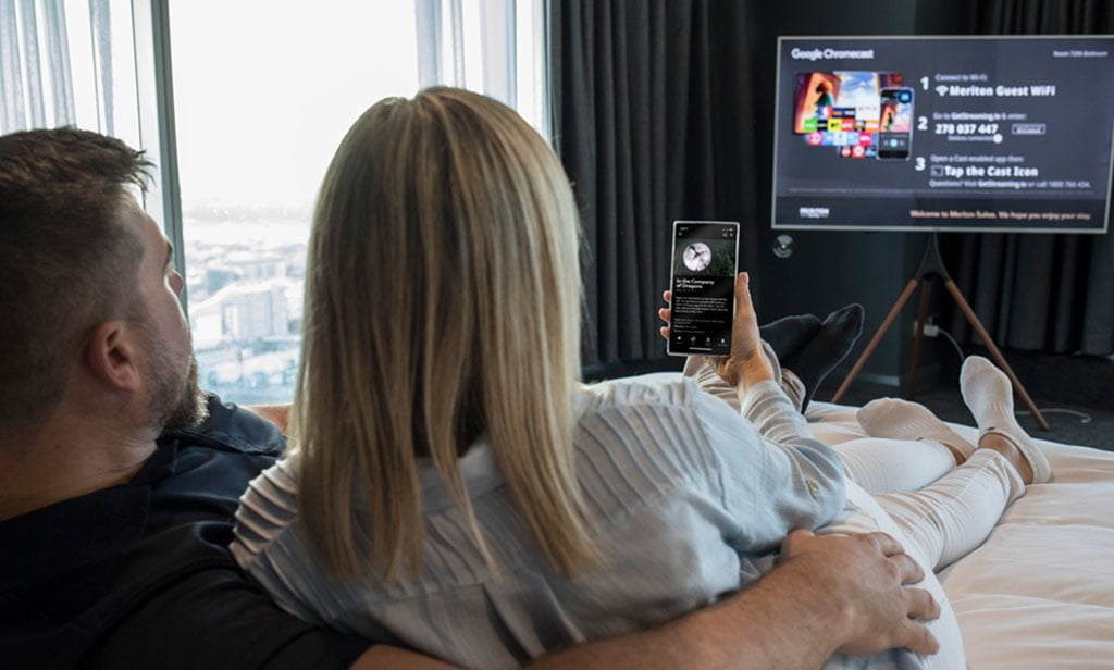 Chromcasting to screen from phone